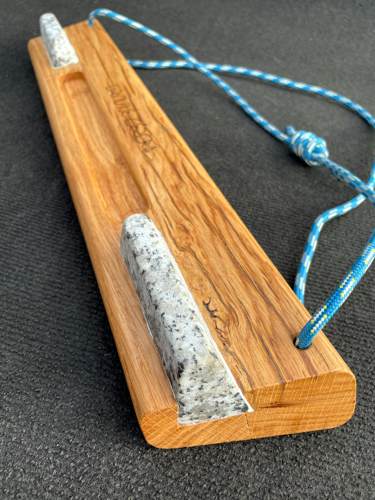 Trapèze 02 (chêne/granite)