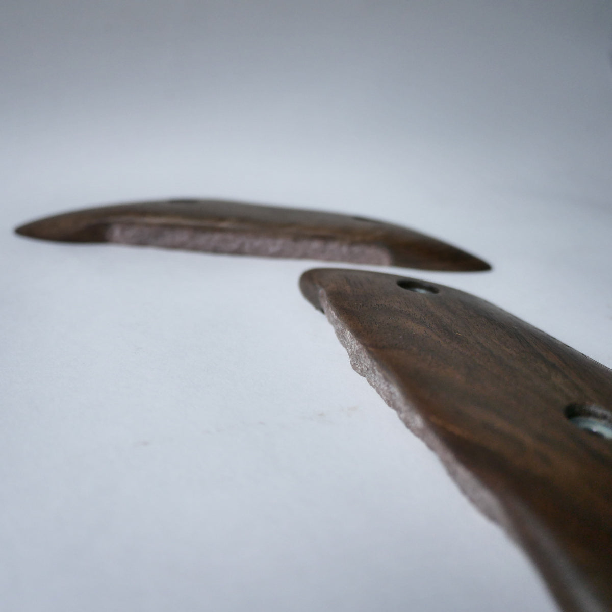Symmetric walnut edges